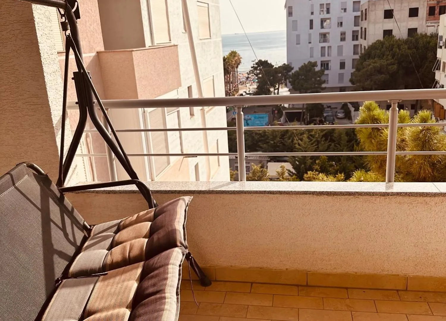 Blue Orchid Apartment Durres 0*,
